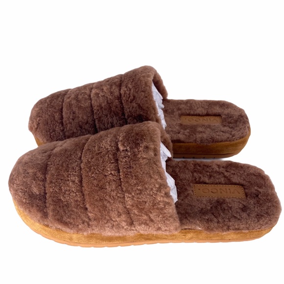 Vince Shoes - VINCE Loni Shearling Slippers Brown Sugar 6M